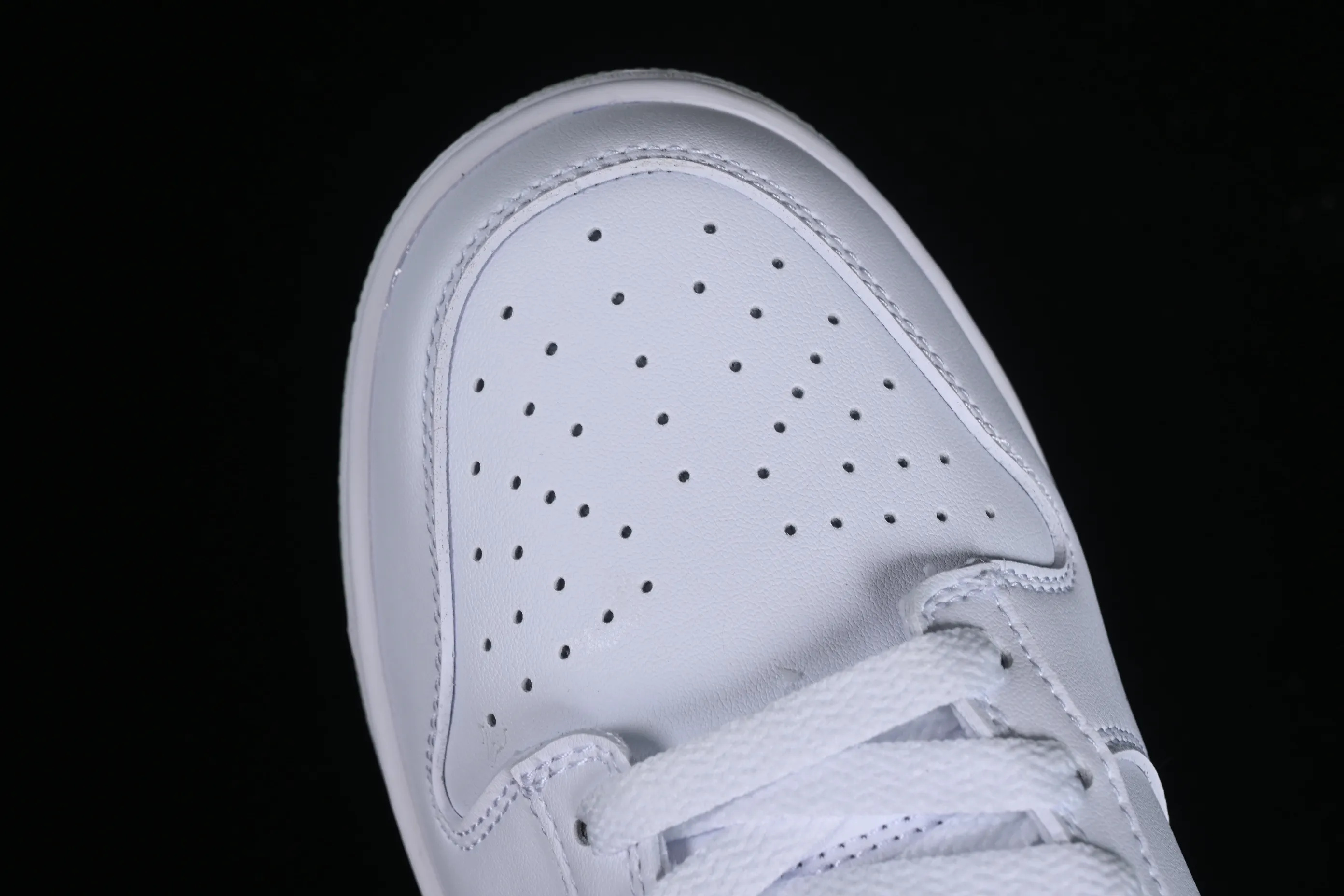 All Categories Nk SB Dunk Series Nk SB Dunk Low Low-top sneakers Nk SB Dunk Low Mint white and green color Low-top casual sports skateboard shoes DV0831-105